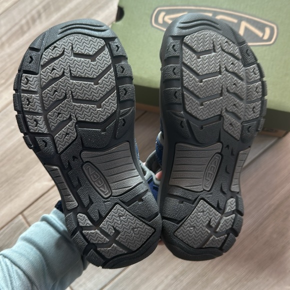 Brand New, Never Worn Keen Boys Newport H2 Sandals - Picture 3 of 4